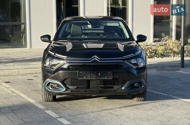 Хэтчбек Citroen e-C4 2021 в 