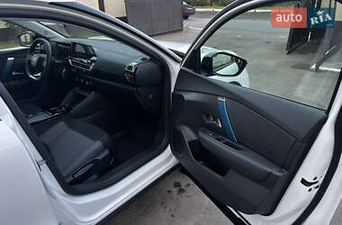 Хэтчбек Citroen e-C4 2023 в 