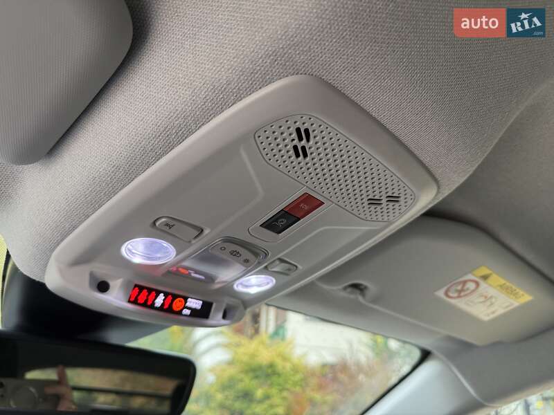 Хетчбек Citroen e-C4 2020 в Дрогобичі фото 77 Хетчбек Citroen e-C4 2020 в Дрогобичі