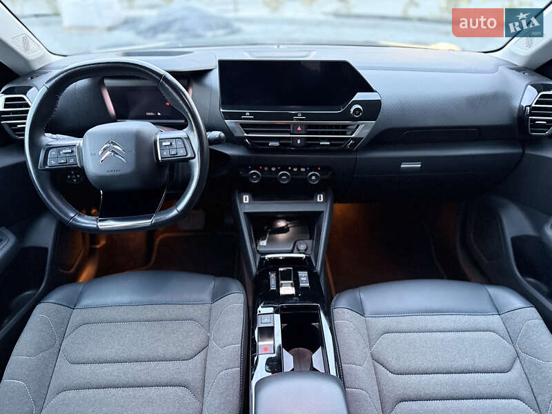 Хетчбек Citroen e-C4 2021 в Городку