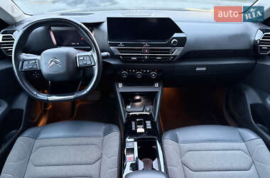 Хетчбек Citroen e-C4 2021 в  фото 7 Хетчбек Citroen e-C4 2021 в