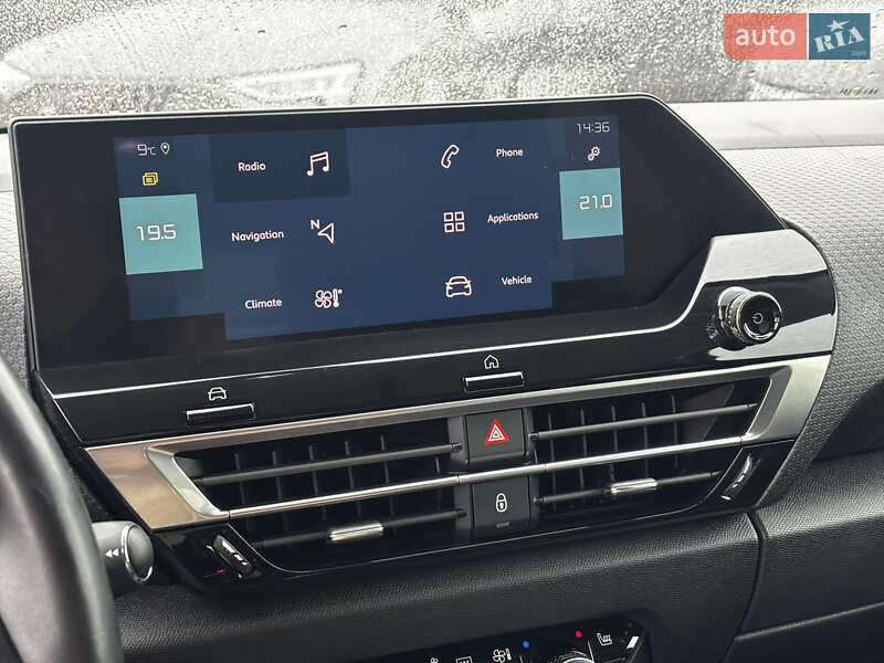 Хэтчбек Citroen e-C4 2021 в Львове