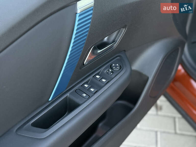 Хетчбек Citroen e-C4 2022 в Львові