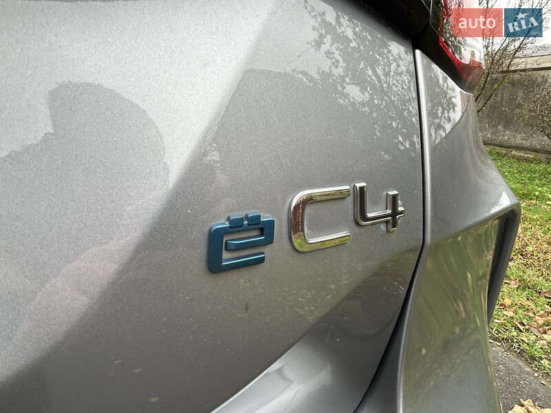Хетчбек Citroen e-C4 2021 в Чорноморську фото 39 Хетчбек Citroen e-C4 2021 в Чорноморську