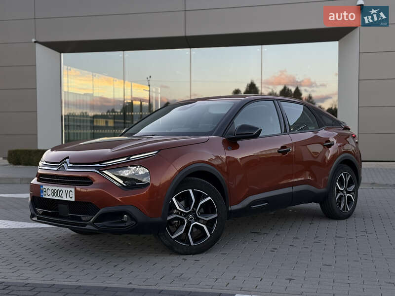 Хэтчбек Citroen e-C4 2022 в Львове