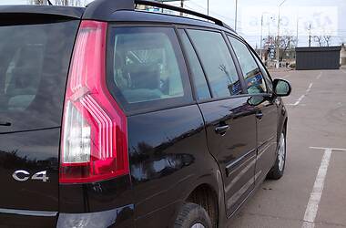Мінівен Citroen Grand C4 Picasso 2009 в 
