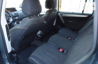 Мінівен Citroen Grand C4 Picasso 2011 в 