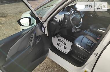 Минивэн Citroen Grand C4 Picasso 2013 в 