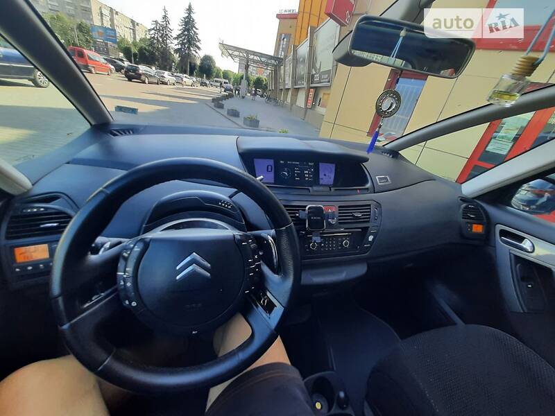 Минивэн Citroen Grand C4 Picasso 2008 в Ивано-Франковске фото 37 Минивэн Citroen Grand C4 Picasso 2008 в Ивано-Франковске