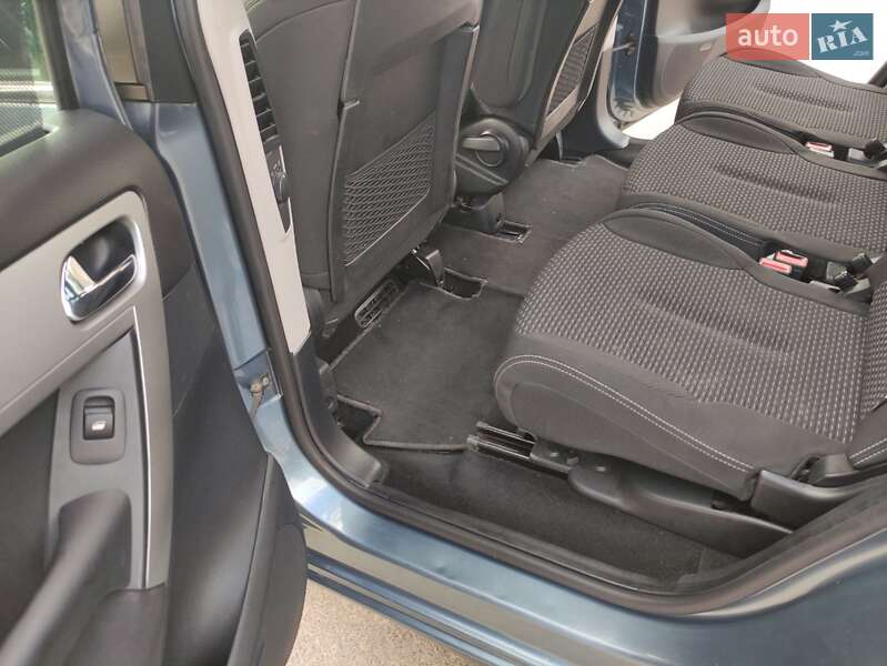 Минивэн Citroen Grand C4 Picasso 2012 в Луцке