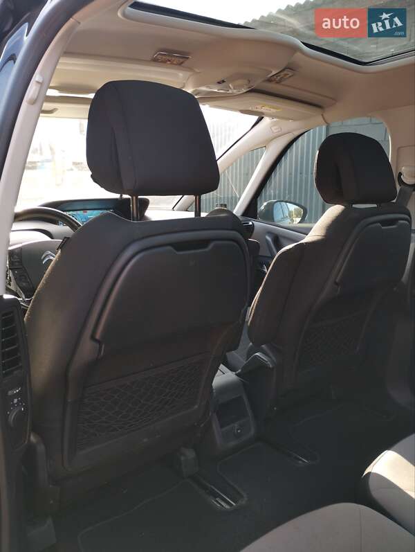 Минивэн Citroen Grand C4 Picasso 2015 в Сарнах