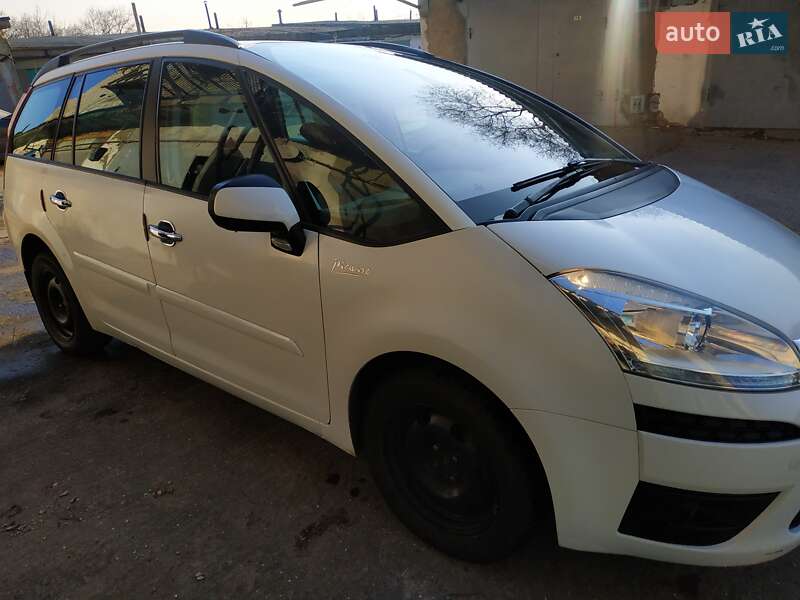 Мінівен Citroen Grand C4 Picasso 2011 в Южноукраїнську