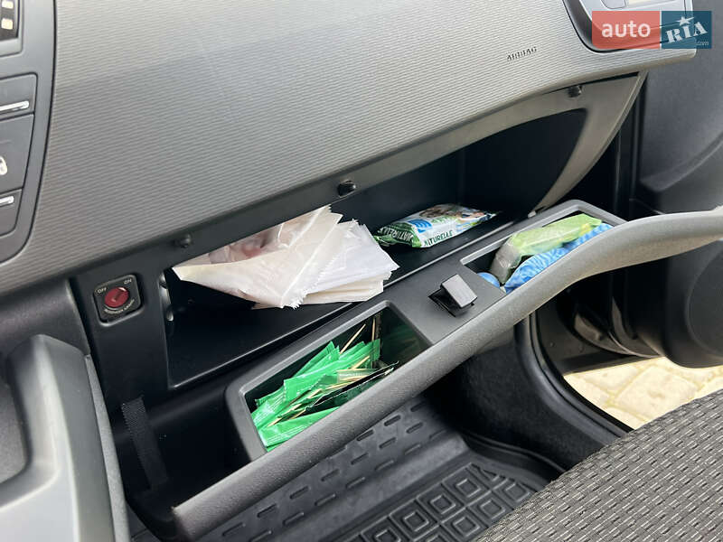 Минивэн Citroen Grand C4 Picasso 2010 в Березному