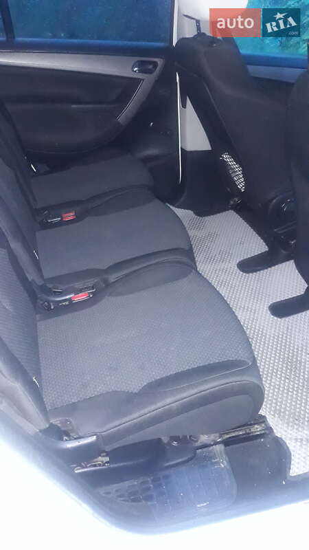 Минивэн Citroen Grand C4 Picasso 2010 в Теофиполе