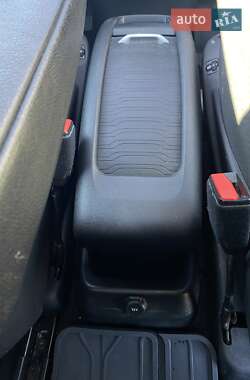 Минивэн Citroen Grand C4 Picasso 2016 в 