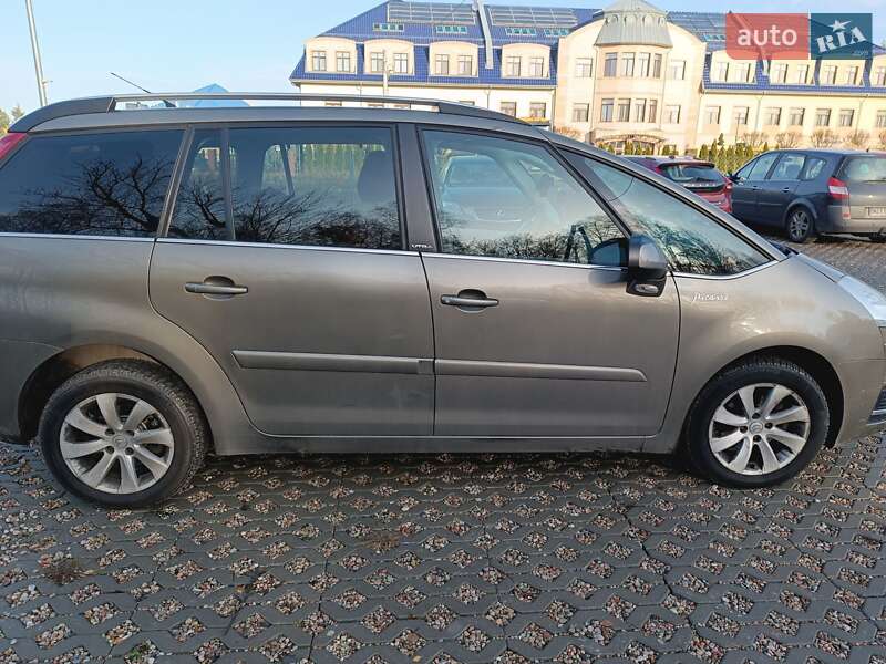 Минивэн Citroen Grand C4 Picasso 2011 в 