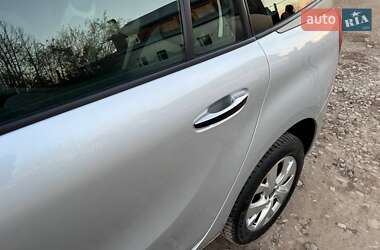 Мінівен Citroen Grand C4 Picasso 2015 в 