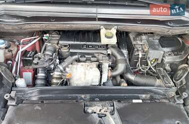 Минивэн Citroen Grand C4 Picasso 2010 в 