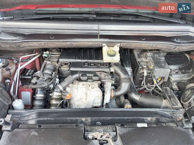 Минивэн Citroen Grand C4 Picasso 2010 в Самборе