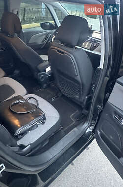 Минивэн Citroen Grand C4 Picasso 2015 в 
