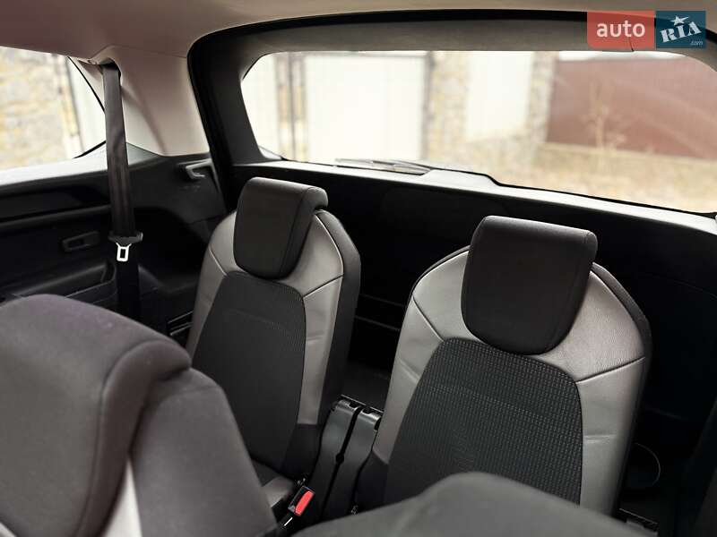 Минивэн Citroen Grand C4 Picasso 2017 в Новой Ушице