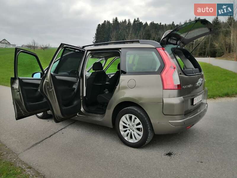 Минивэн Citroen Grand C4 Picasso 2008 в Киеве