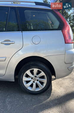 Минивэн Citroen Grand C4 Picasso 2010 в 