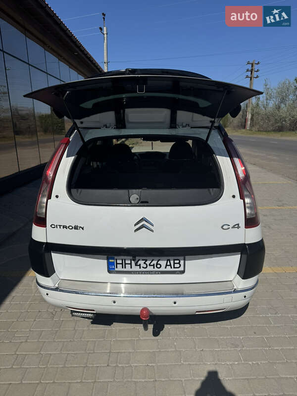 Минивэн Citroen Grand C4 Picasso 2010 в Каролине-Бугазе