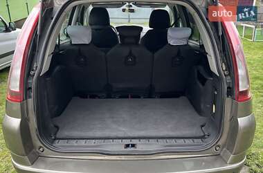 Минивэн Citroen Grand C4 Picasso 2011 в 