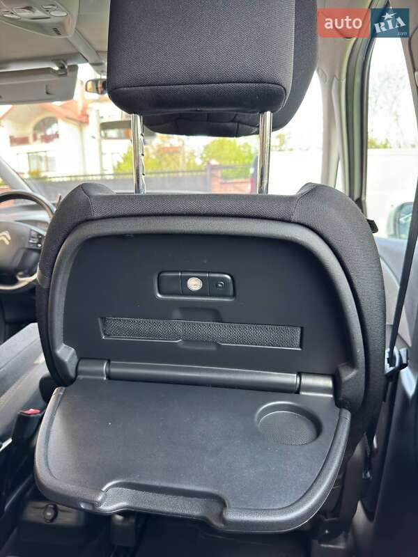 Минивэн Citroen Grand C4 Picasso 2017 в Львове