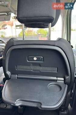 Минивэн Citroen Grand C4 Picasso 2017 в 