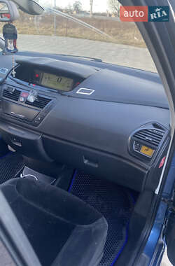 Минивэн Citroen Grand C4 Picasso 2010 в 