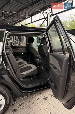 Микровэн Citroen Grand C4 Picasso 2013 в 