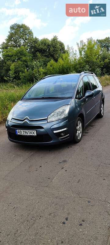 Минивэн Citroen Grand C4 Picasso 2011 в 
