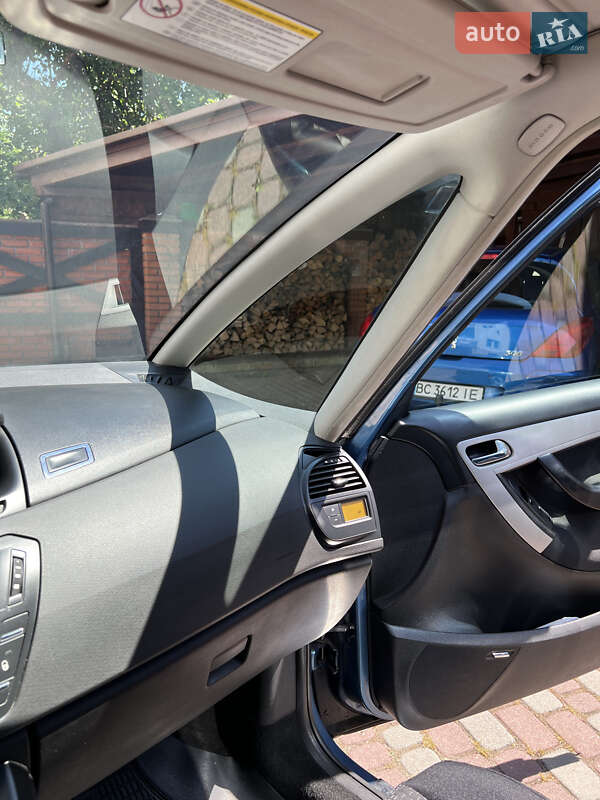Минивэн Citroen Grand C4 Picasso 2011 в Львове