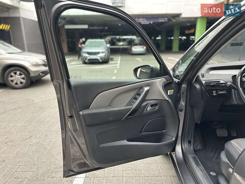Минивэн Citroen Grand C4 Picasso 2018 в Киеве