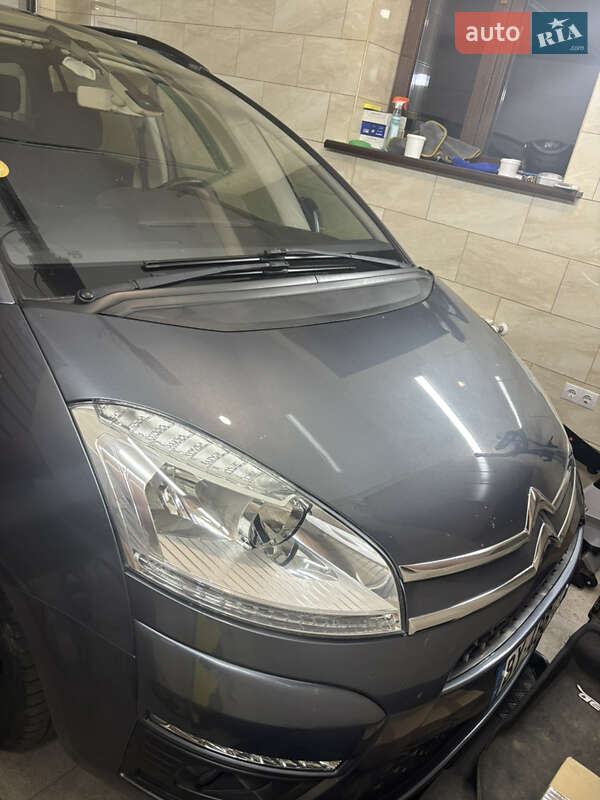 Citroen Grand C4 Picasso 2011