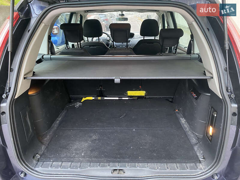 Универсал Citroen Grand C4 Picasso 2011 в Львове