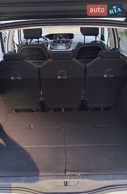 Минивэн Citroen Grand C4 Picasso 2016 в 