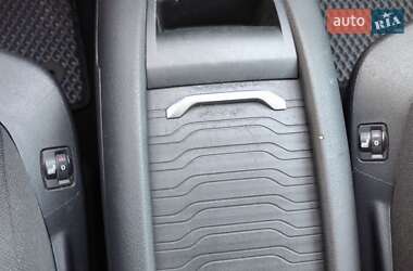 Минивэн Citroen Grand C4 Picasso 2016 в 