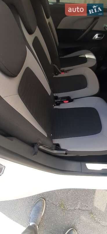 Минивэн Citroen Grand C4 Picasso 2014 в Киеве
