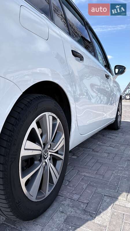 Минивэн Citroen Grand C4 Picasso 2016 в Харькове фото 54 Минивэн Citroen Grand C4 Picasso 2016 в Харькове