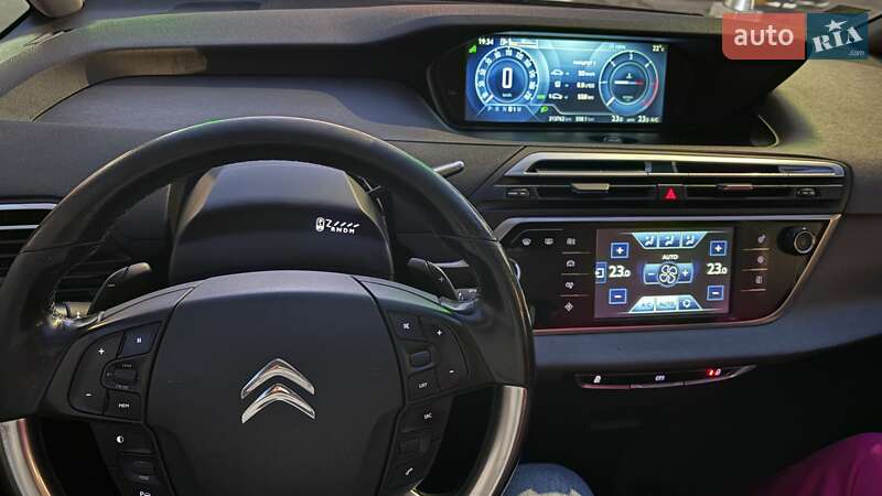 Минивэн Citroen Grand C4 Picasso 2016 в Харькове фото 106 Минивэн Citroen Grand C4 Picasso 2016 в Харькове