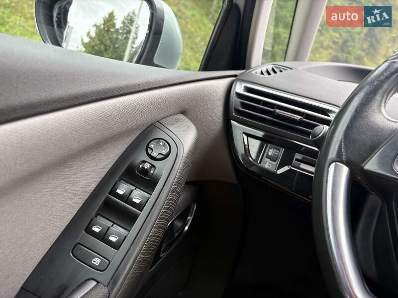 Минивэн Citroen Grand C4 Picasso 2015 в Тернополе