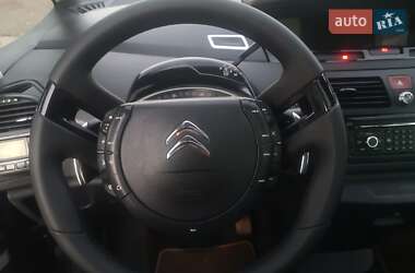Минивэн Citroen Grand C4 Picasso 2011 в 