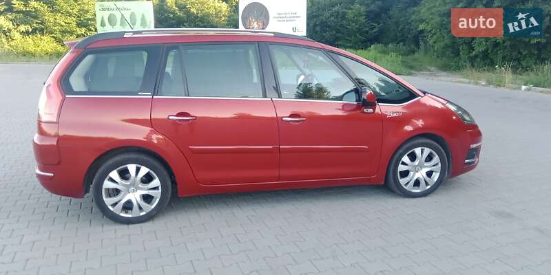 Минивэн Citroen Grand C4 Picasso 2012 в 