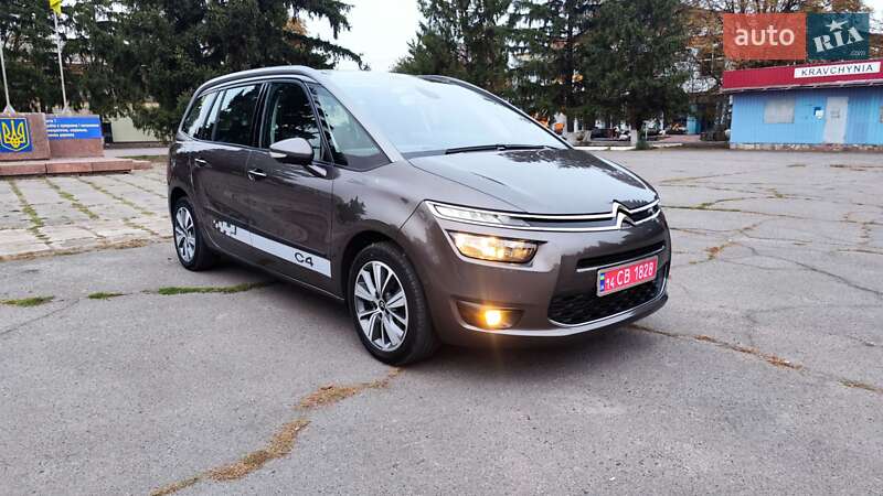 Минивэн Citroen Grand C4 Picasso 2016 в Новоархангельске