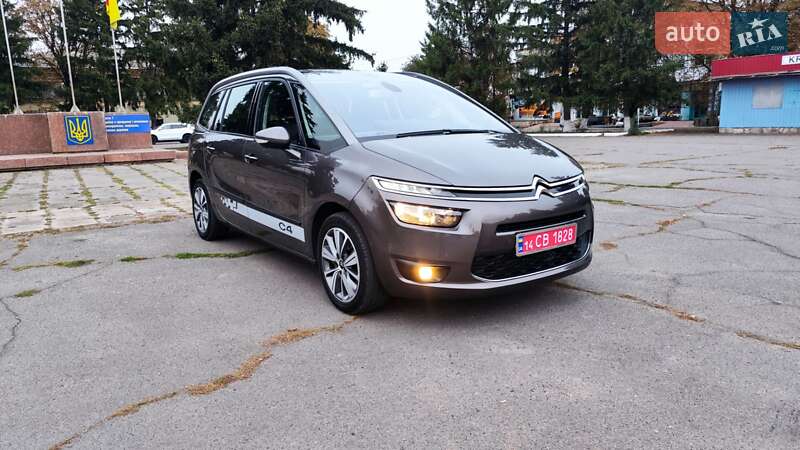 Минивэн Citroen Grand C4 Picasso 2016 в Новоархангельске