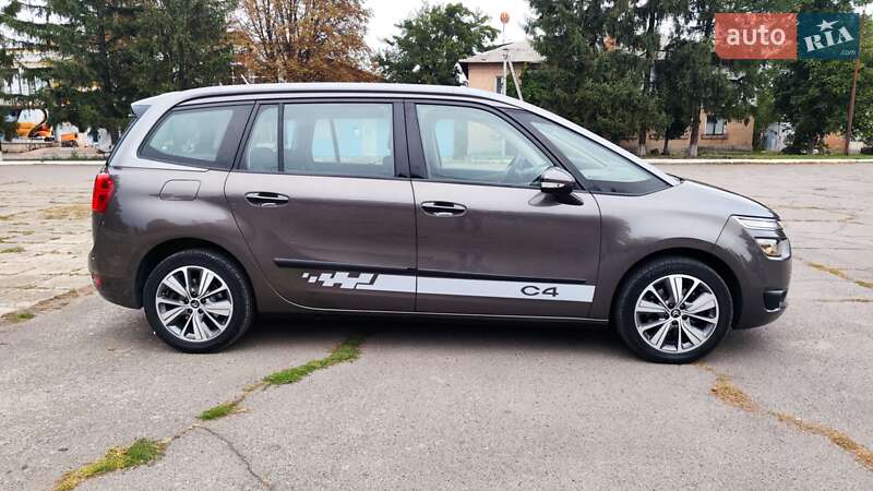 Минивэн Citroen Grand C4 Picasso 2016 в Новоархангельске