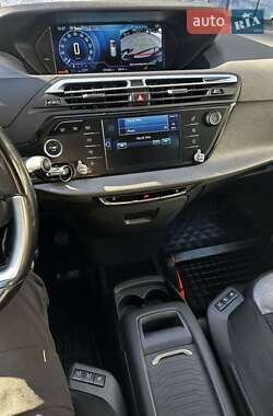 Минивэн Citroen Grand C4 Picasso 2015 в 